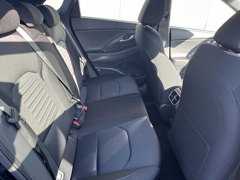 Hyundai i30 ADVANTAGE PLUS TOTWINKEL+SMART-KEY