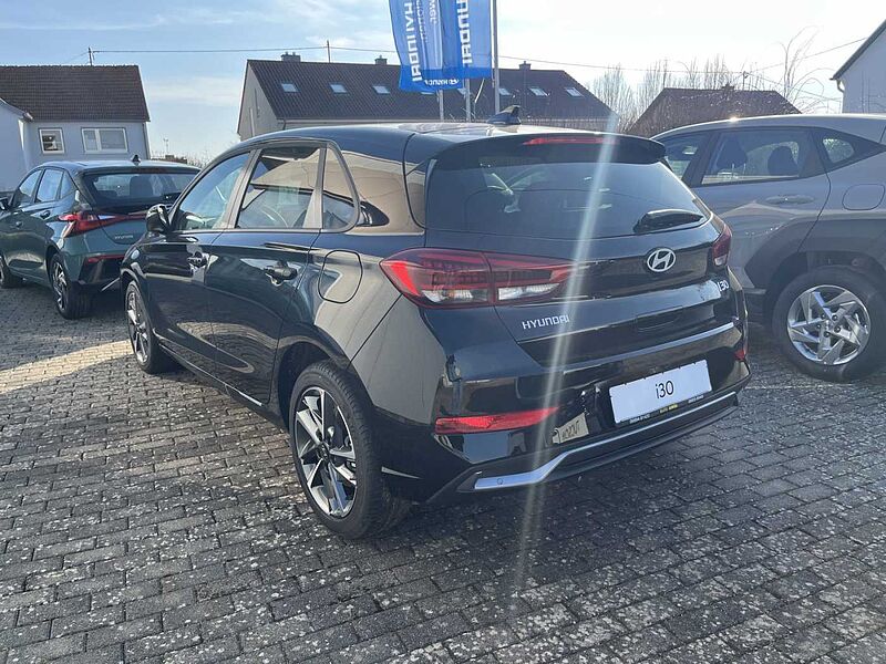 Hyundai i30 ADVANTAGE PLUS TOTWINKEL+SMART-KEY